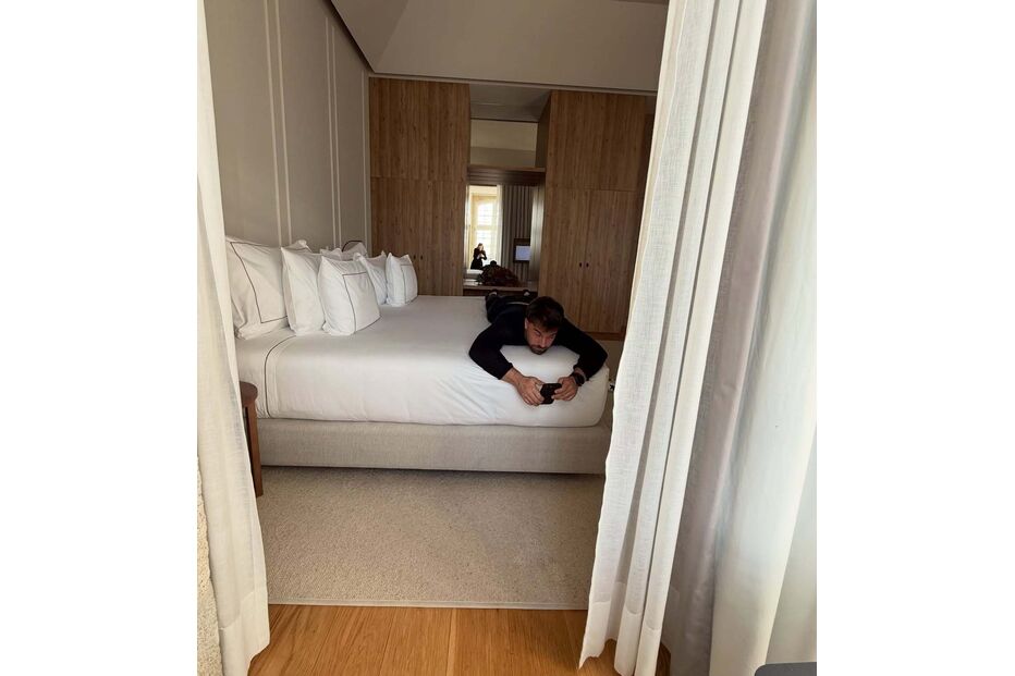 Cristina Ferreira celebra aniversário de João Monteiro no norte de Portugal.
