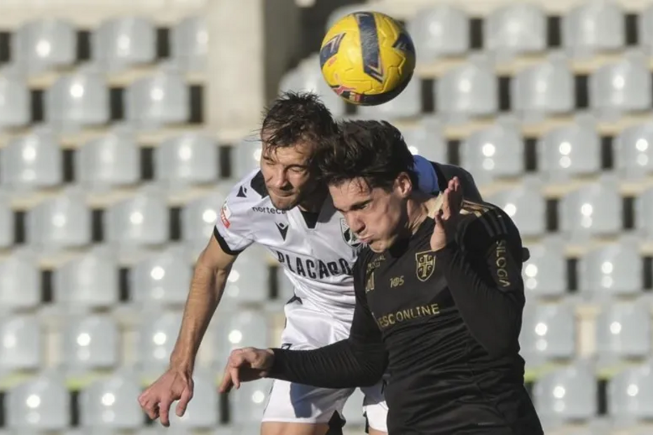 Vitória de Guimarães empata com Casa Pia 
