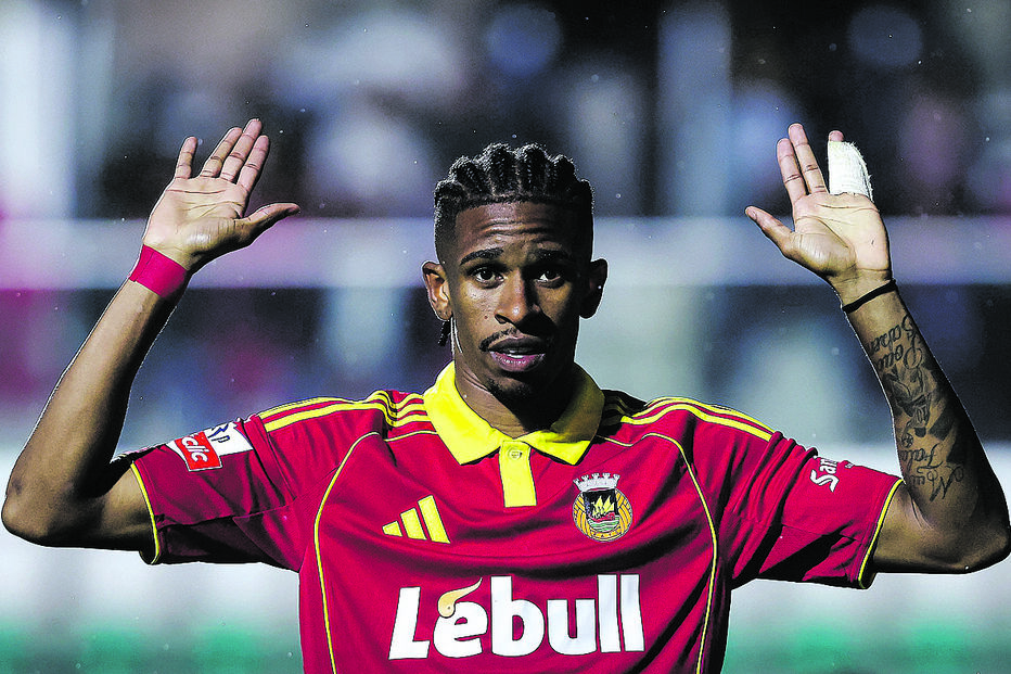 André Luiz (Rio Ave) vai ser reforço do Benfica em janeiro