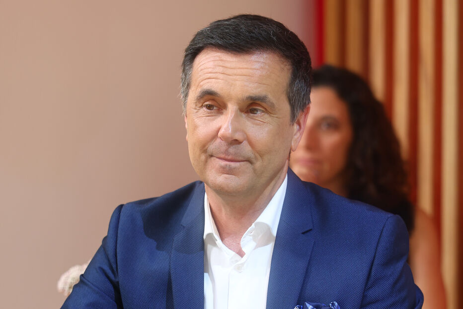 Jorge Gabriel anuncia morte de Pedro Alexandre, colega da RTP, em direto