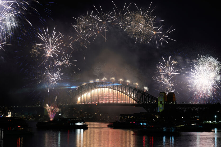 Austrália despede-se de 2025 com famoso espetáculo de fogo de artifício