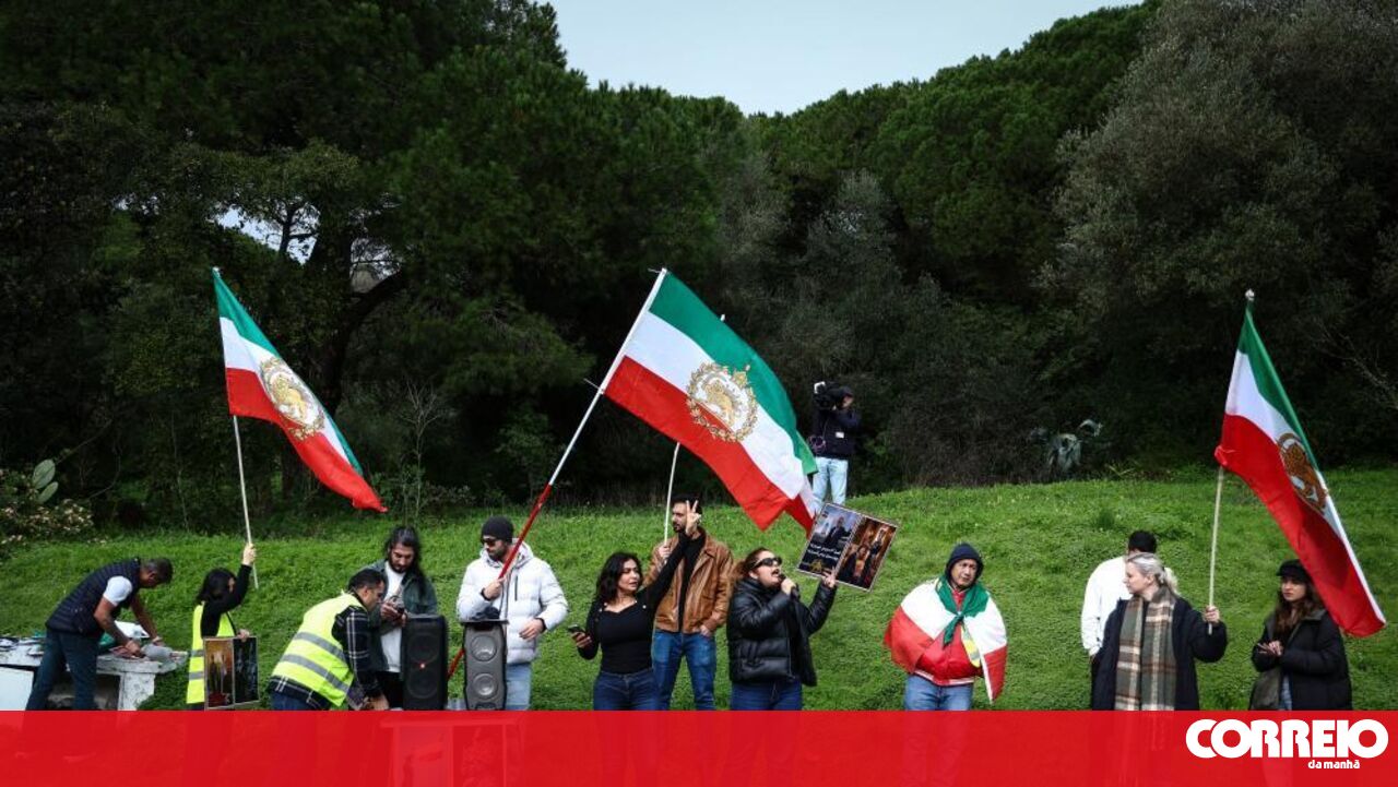 Organiser of Iranian protest in Lisbon calls for international intervention