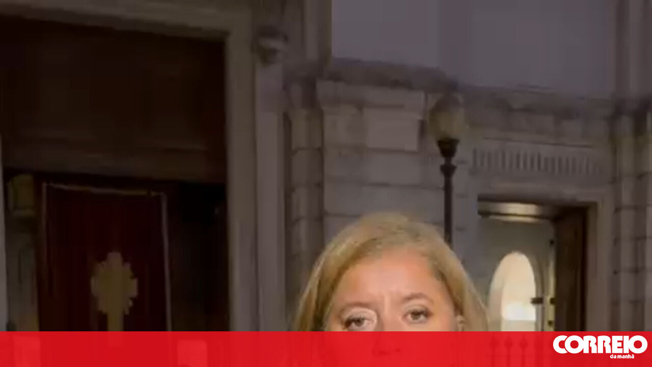 Tânia Laranjo at São Nicolau Church, where André Ventura will receive the first presidential election results