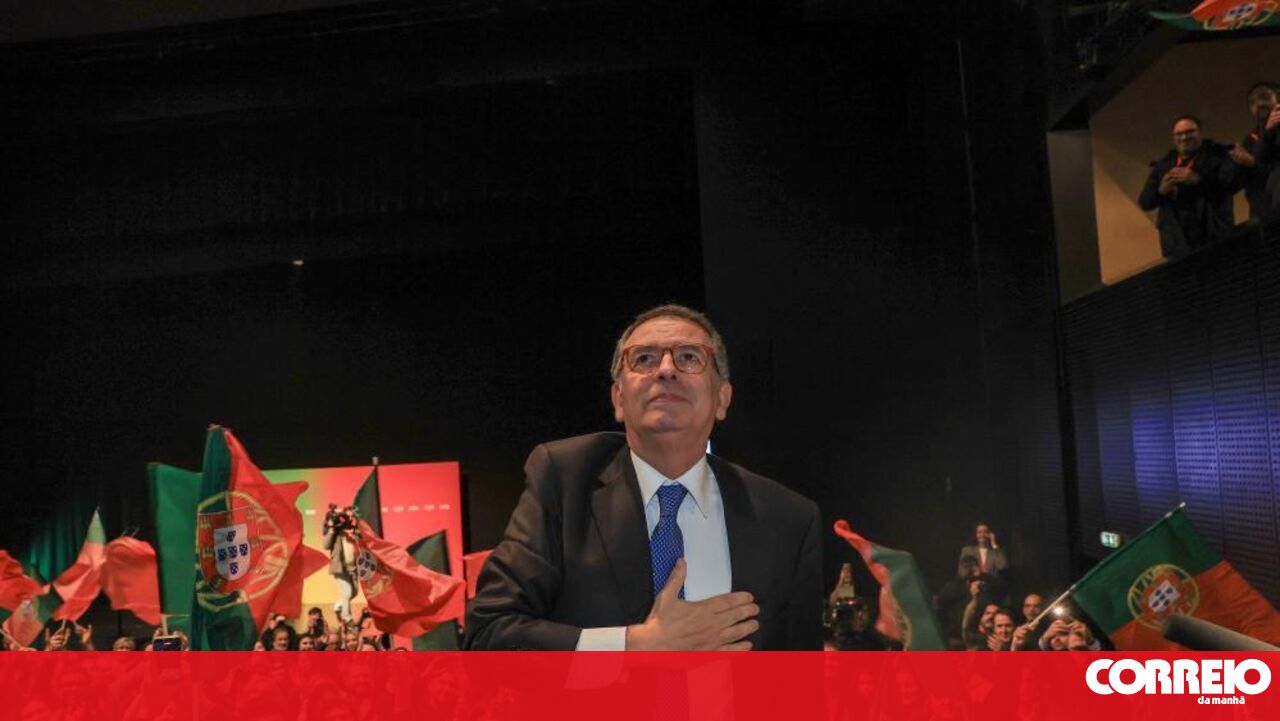 "We will defeat, in the run-off, those who spread hatred among the Portuguese," says Seguro