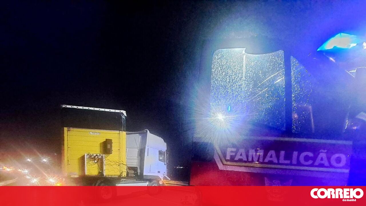 Two accidents minutes apart leave A3 traffic restricted in Santo Tirso