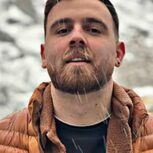 Jovem de 26 anos é o primeiro a ser executado por participar em protestos no Irão. Terá 10 minutos finais com a família