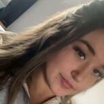 Maisie Henderson relatou um dos múltiplos ataques que sofreu por parte do antigo companheiro