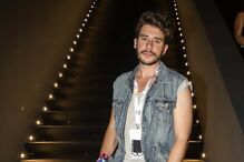 Ricardo de Sá cuida do pai após aneurisma