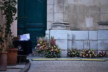 Funeral de Brigitte Bardot em Saint Tropez reúne populares e homenagens florais