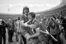 Kevin Keegan, lenda do Liverpool, recebe apoio após diagnóstico de cancro