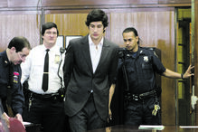 Renato Seabra espera pela liberdade na cadeia do inferno 