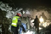 Seis turistas resgatados pela GNR na Serra da Estrela
