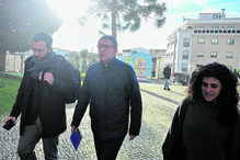 Socialista ‘rouba’ territórios da AD. Ventura vence em 80 concelhos 