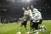Sporting vence campeão da Europa PSG ao cair do pano 