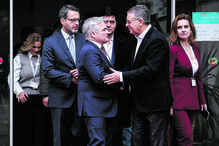 Seguro “muito feliz” com apoio de Rui Moreira e José Miguel Júdice