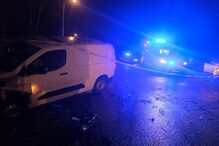 Colisão de carros em Águeda faz um ferido; bombeiros e polícia no local