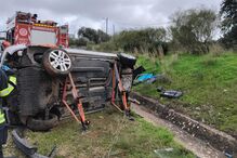 Capotamento de carro na A22