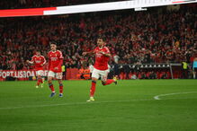 Benfica 1 - 0 Estrela da Amadora | Pavlidis inaugura o marcador