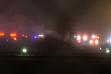 Avião particular com oito pessoas a bordo cai em aeroporto do nordeste dos EUA