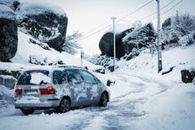 Neve na aldeia do Castelo, concelho de Vila Pouca de Aguiar