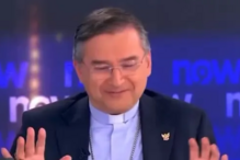 O momento em que golo do Benfica interrompe emissão do canal NOW e “assusta” Cardeal Américo Aguiar