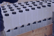 Químico legal usado em limpezas vira droga da violação. PJ apreende 82 mil litros no Alentejo