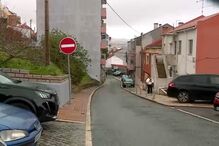 Idosa fica em estado grave depois de ser agredida pelo marido na rua na Amadora