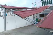 Mulher dependente de máquina de oxigénio desalojada após desabamento de telhado em Leiria