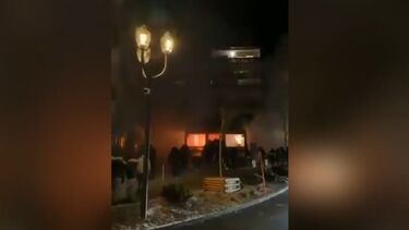 Vários mortos em explosão num bar na Suíça na madrugada de Ano Novo. Estariam mais de 100 pessoas no estabelecimento