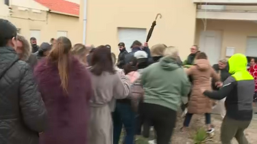 Multidão agride companheiras da vítima e do agressor do homicídio na Figueira da Foz