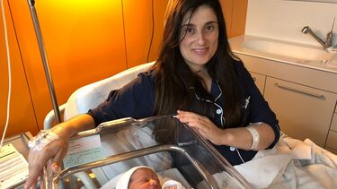 "Fizeram contagem decrescente até ele nascer": Primeiro bebé do ano da ULS de Santo António nasceu exatamente às 00h00