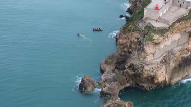 Buscas por Maycon decorrem na Nazaré desde a manhã de hoje