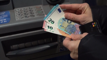 Bulgária torna-se o 21.º país a adotar o euro   