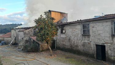 Um morto em incêndio em casa na Trofa