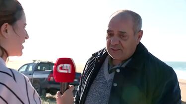 “Pelas tatuagens que tem é dele”: Homem conta como retirou corpo que poderá ser de Maycon Douglas do mar da Nazaré  