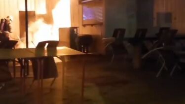 Incêndio destrói parcialmente restaurante na Praia da Rocha em Portimão