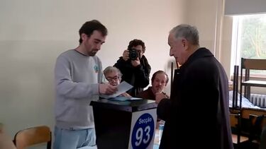 Marcelo considera voto antecipado um "avanço em democracia" e lembra luta Soares-Freitas