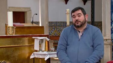 Padre relata episódios de vandalismo e furtos frequentes em cemitério de Alhos Vedros. Moradores pedem intervenção