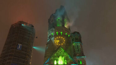 Figuras inspiradas nos Dementors sobrevoam Berlim