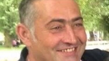 Homem que matou tia à facada em Portalegre chega a tribunal muito alterado e aos gritos 