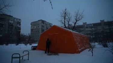 Kiev continua a enfrentar falhas de energia após ataques russos num momento em que cidade regista graus negativos