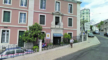 Nove jovens polícias detidos após um ano de investigação a torturas na esquadra do Rato