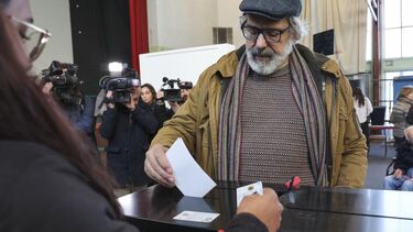 Manuel João Vieira promete voltar a candidatar-se e diz que derrota é vitória