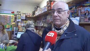 “É um convite às pessoas para lerem”: comerciantes elogiam iniciativa do cupão-desconto do jornal do Correio da Manhã  