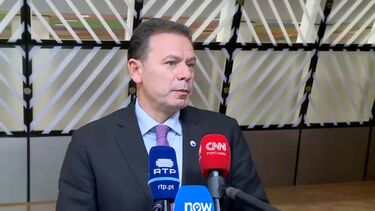 Montenegro diz querer uma Europa "firme" e continua sem se posicionar sobre candidatos presidenciais