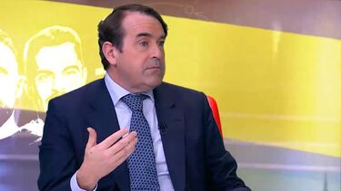 Nuno Encarnação: "O meio-campo parece a fila do metro, com tantos jogadores" 