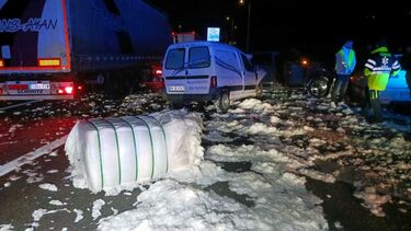 Acidente com camião na Trofa faz cinco feridos