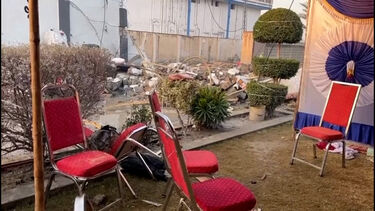 Homem-bomba mata sete pessoas e fere 25 ao detonar colete explosivo em casamento no Paquistão