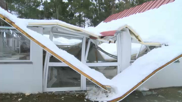 Telhado de capela desaba devido ao peso da neve em Carrazeda de Ansiães