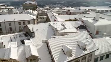 Neve cobre Portugal com 'manto branco' durante o fim-de-semana